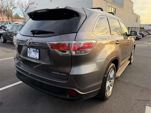 2014 Toyota Highlander Limited Platinum