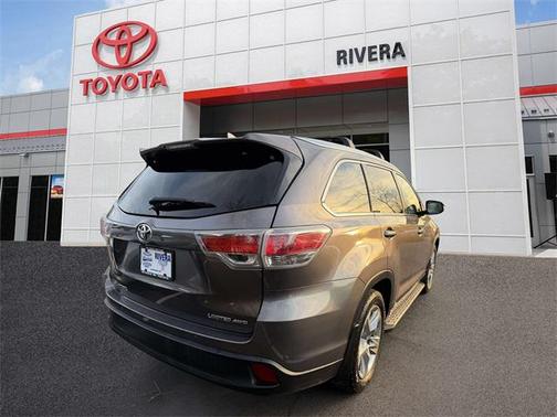 2014 Toyota Highlander Limited Platinum