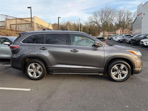 2014 Toyota Highlander Limited Platinum