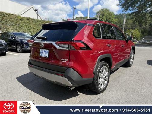2022 Toyota RAV4 Limited