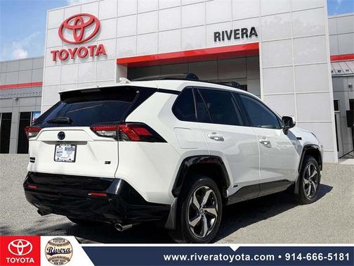 2023 Toyota RAV4 Prime SE