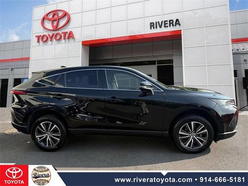 2022 Toyota Venza LE