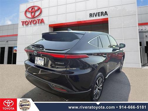 2022 Toyota Venza LE