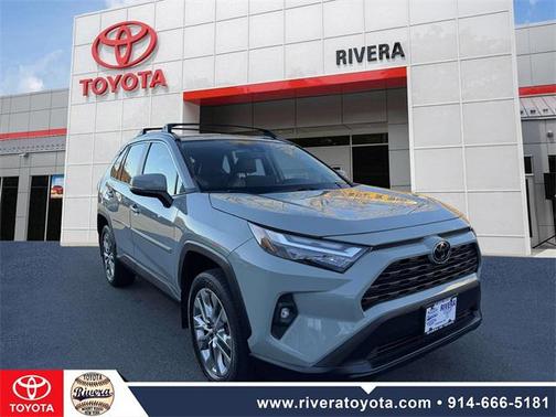 2023 Toyota RAV4 XLE Premium