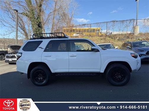 2023 Toyota 4Runner TRD Off Road