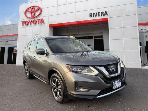 2017 Nissan Rogue SL