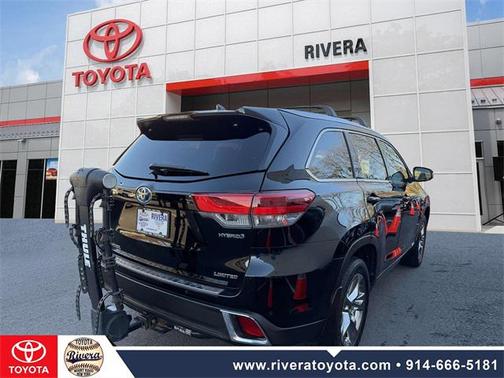 2019 Toyota Highlander Hybrid Platinum