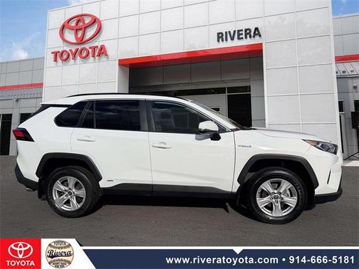 2021 Toyota RAV4 Hybrid XLE