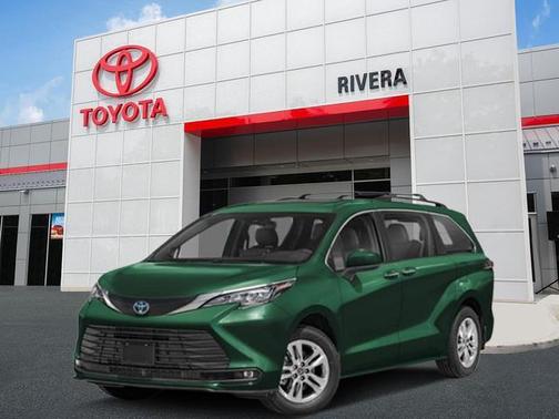 2025 Toyota Sienna Woodland Edition
