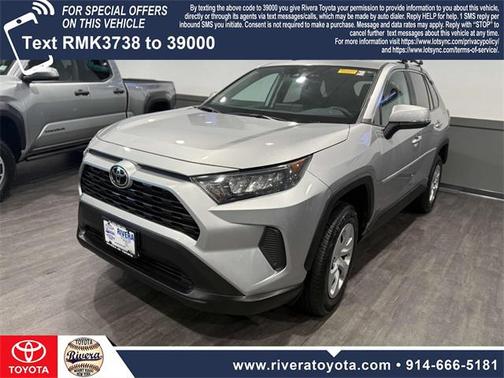 2022 Toyota RAV4 LE