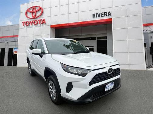 2022 Toyota RAV4 LE