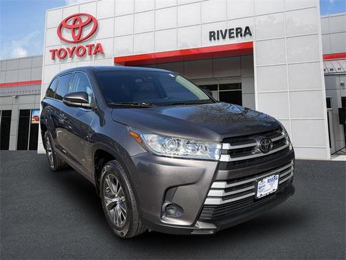 2019 Toyota Highlander LE