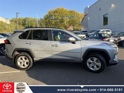 2020 Toyota RAV4 Hybrid LE