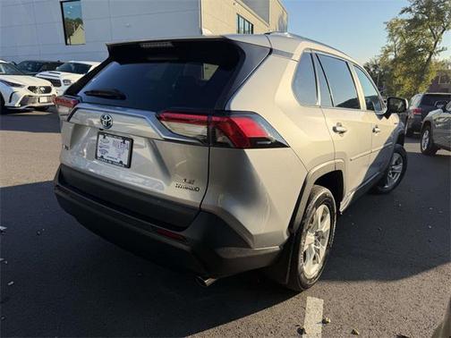 2020 Toyota RAV4 Hybrid LE