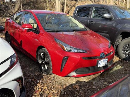 2019 Toyota Prius XLE