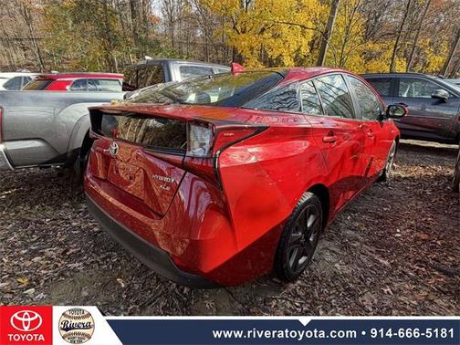 2019 Toyota Prius XLE