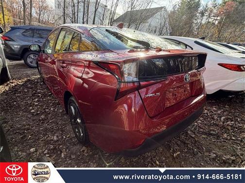 2019 Toyota Prius XLE