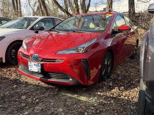 2019 Toyota Prius XLE