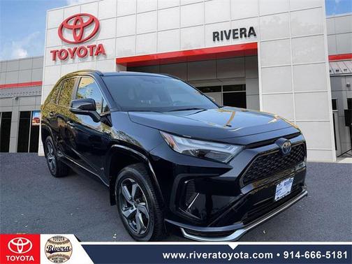 2022 Toyota RAV4 Prime SE