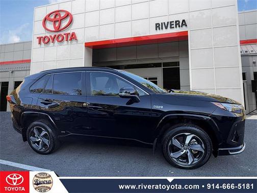 2022 Toyota RAV4 Prime SE