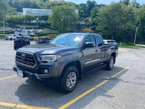 2018 Toyota Tacoma SR5