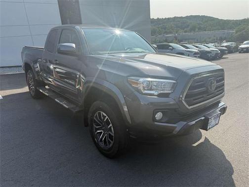 2018 Toyota Tacoma SR5