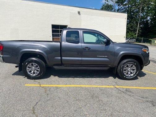 2018 Toyota Tacoma SR5
