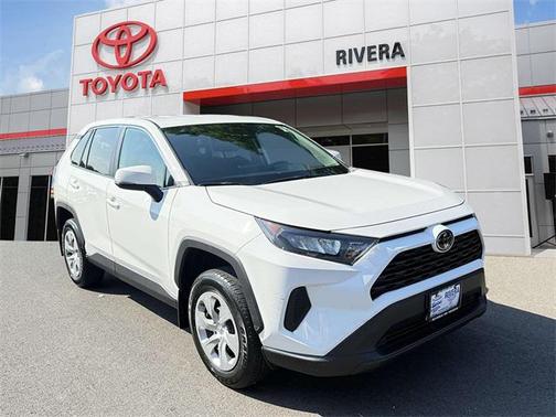 2022 Toyota RAV4 LE