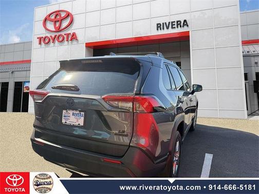 2023 Toyota RAV4 Hybrid LE