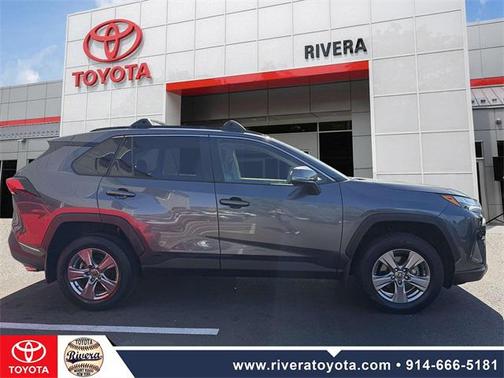 2023 Toyota RAV4 Hybrid LE