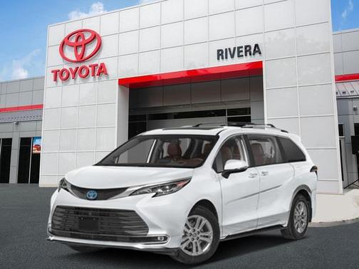 2025 Toyota Sienna Platinum