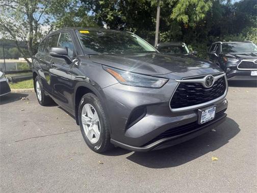 2022 Toyota Highlander L