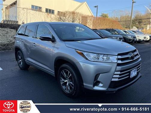 2017 Toyota Highlander LE