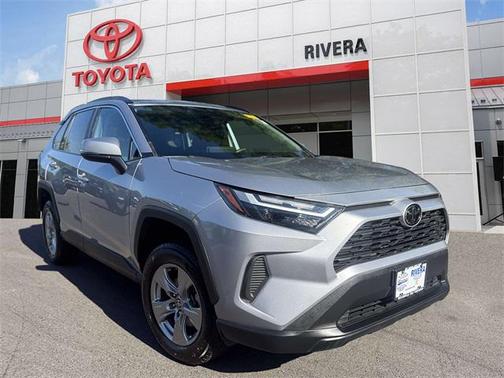 2022 Toyota RAV4 XLE