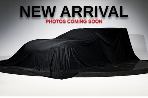 Icy White 2022 Land Rover Range Rover P400 SE