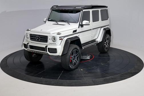 048 2017 Mercedes-Benz G 550 4x4 Squared Base