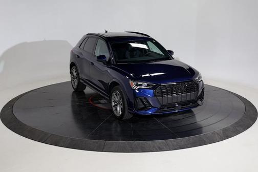 2024 Audi Q3 45 S line Premium Plus