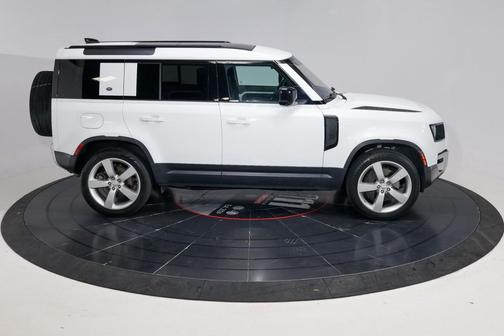 Fuji White 2020 Land Rover Defender 110 SE