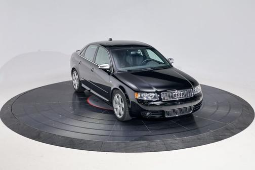 Brilliant Black 2004 Audi S4 4.2 quattro
