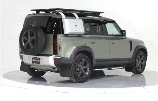 2020 Land Rover Defender 110 SE