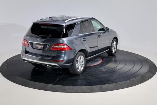 Steel Gray Metallic 2015 Mercedes-Benz M-Class ML 350