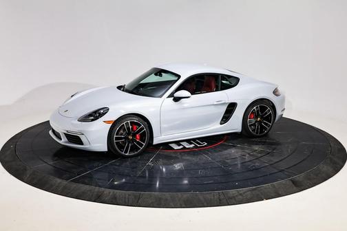 2025 Porsche 718 Cayman S