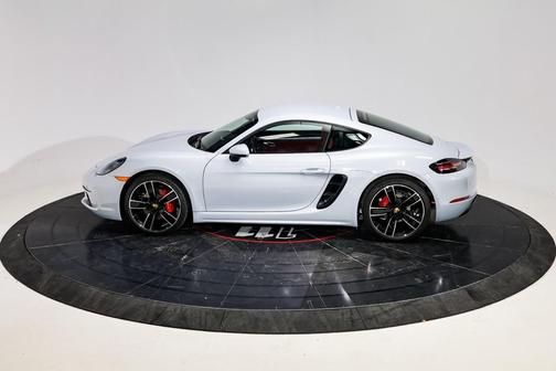 2025 Porsche 718 Cayman S