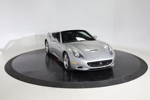 2010 Ferrari California Base