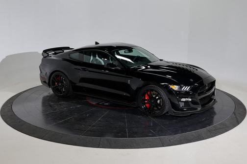 2020 Ford Shelby GT500 Base