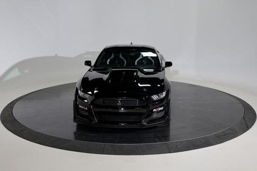 2020 Ford Shelby GT500 Base