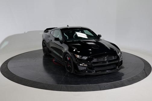 2020 Ford Shelby GT500 Base
