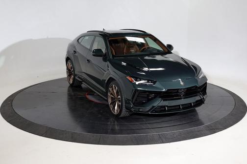 2024 Lamborghini Urus S