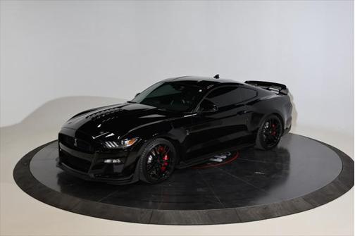 2022 Ford Shelby GT500 Base