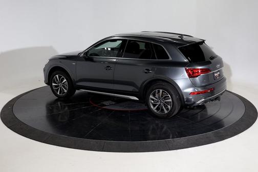 2024 Audi Q5 45 S line Premium Plus